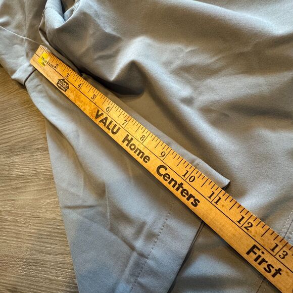 Callaway Golf Shorts 44 Light Gray - Picture 7 of 7